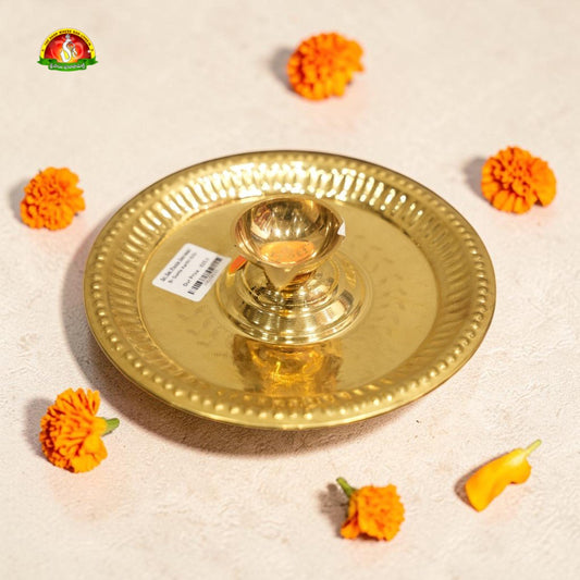 Traditional Brass Gunta Harati – Sacred Pooja Aarti Lamp for Daily Rituals