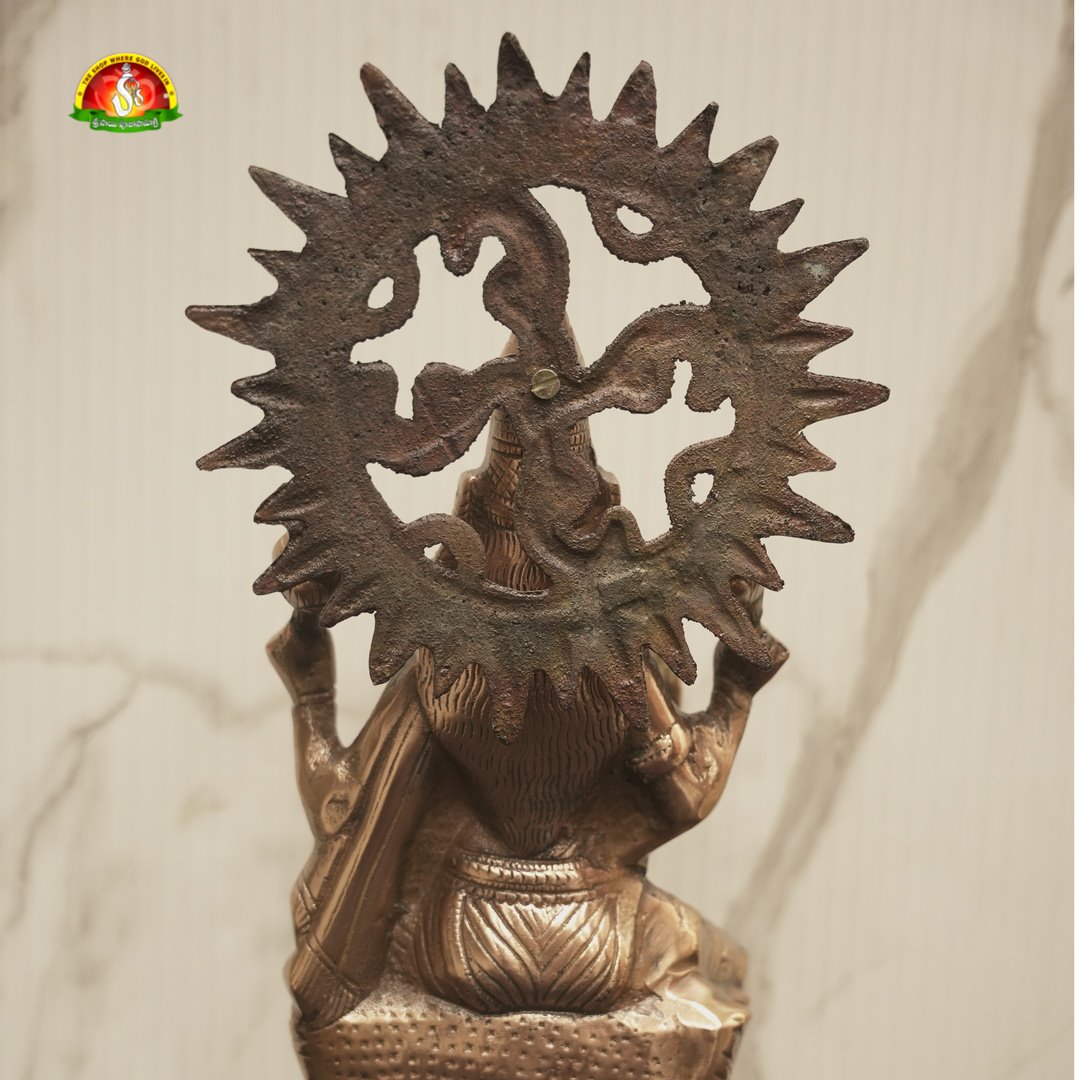 Premium Black Metal Lakshmi Devi Idol – Elegant Goddess Statue for Home Décor & Pooja