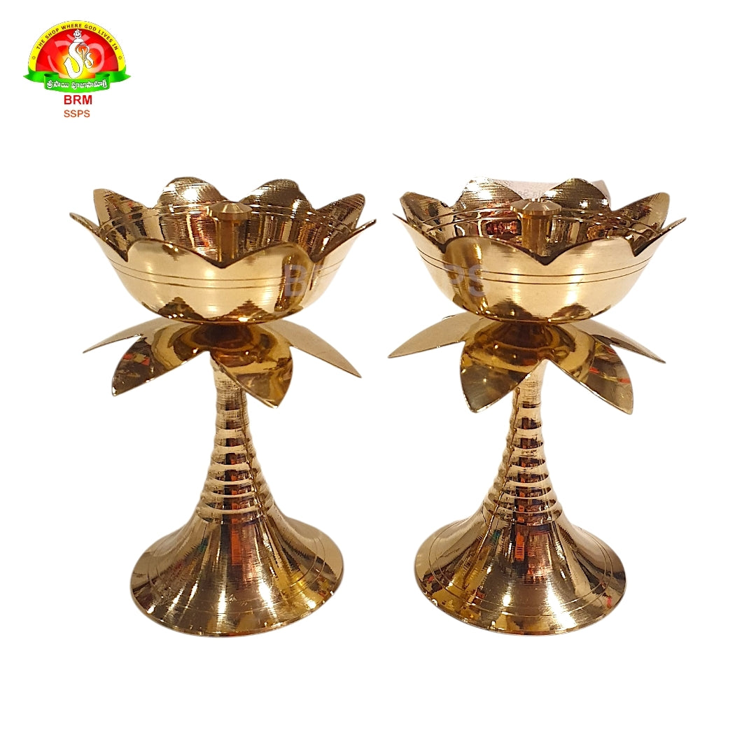 Premium Brass  Kamal Nandhi Deepam for Pooja & Home Temple – (9cm)